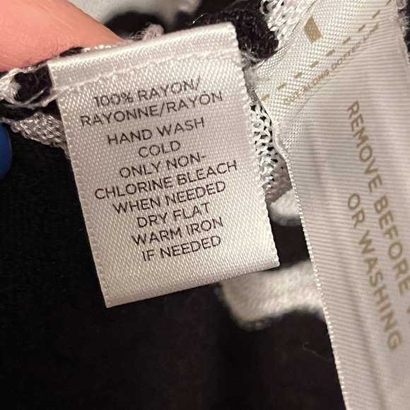 LOFT Women's Black and White Cardigan - Picture 7 of 11